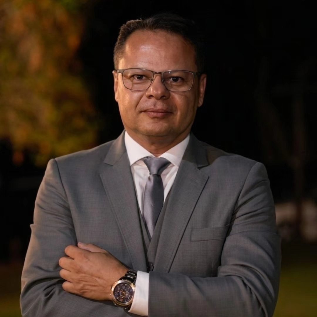 Joaquim Cândido, corretor de imóveis